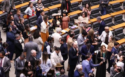 Ribercon - Câmara vota para derrubar veto ao PL da Dosimetria; falta o Senado